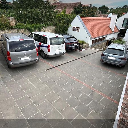 Penzion Vinarstvi Konitz Znojmo Kültér fotó